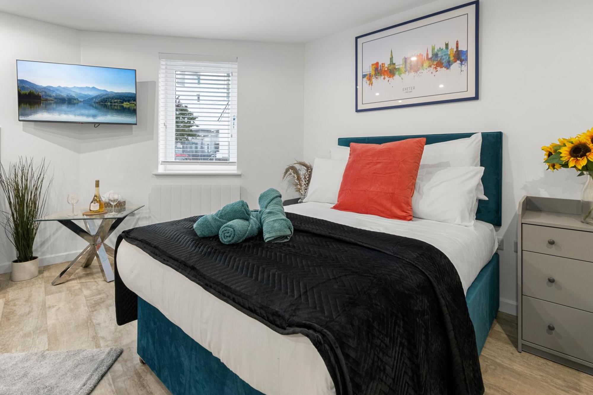 Exeter City Centre Apartments Riley Apartment Экстерьер фото