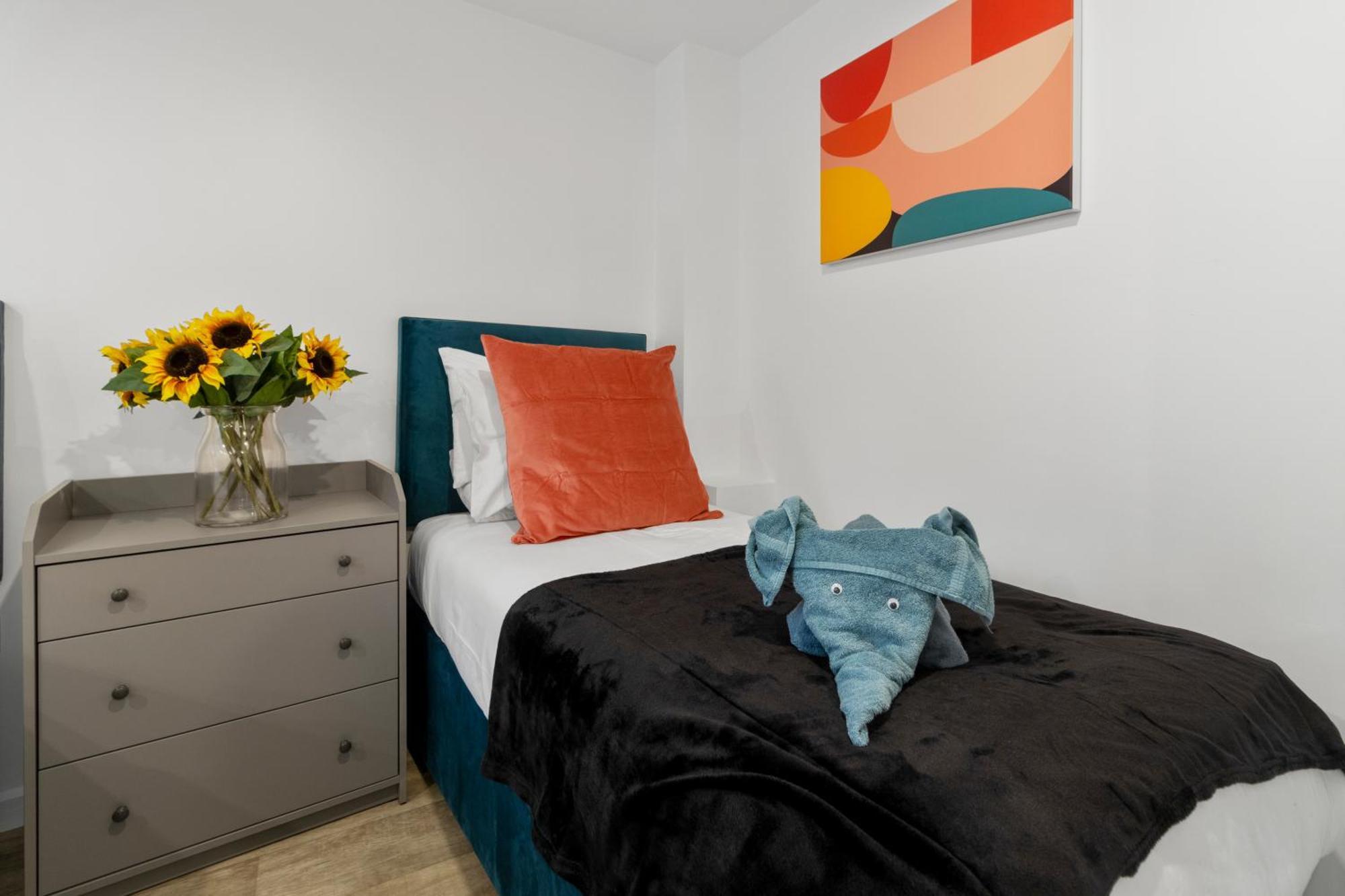 Exeter City Centre Apartments Riley Apartment Экстерьер фото